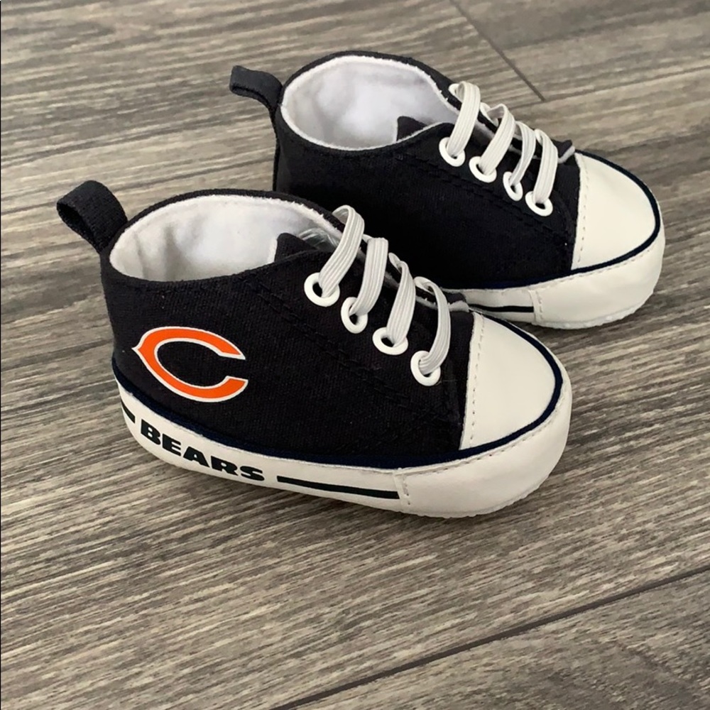 Chicago bears baby shoes